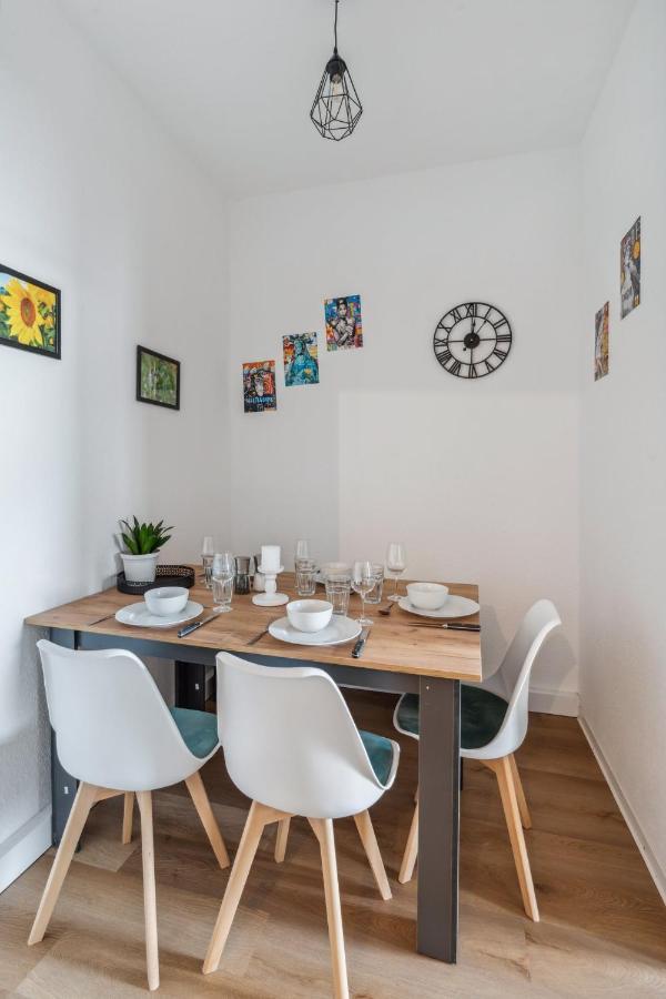 Salihomes/Max Apartment/5Pax/Modern Eingerichtet/Voll Ausgestattet Kueche Markranstädt Extérieur photo